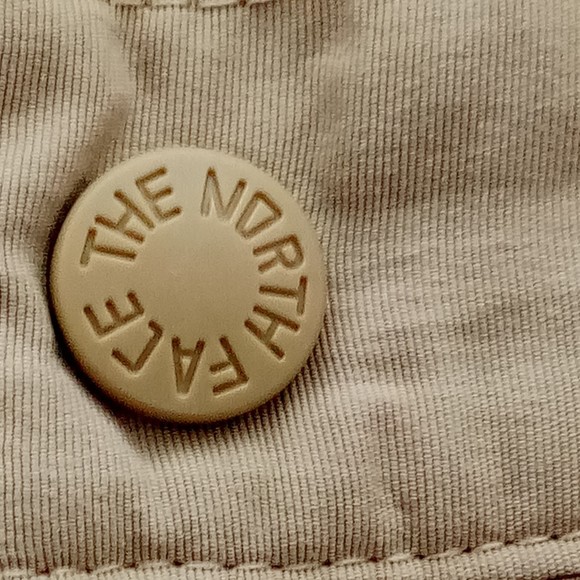 The North Face Khaki Mens Convertible Pants into Shorts size Large - Picture 5 of 12